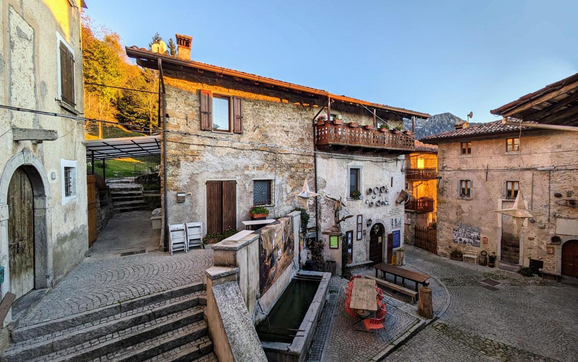 B&B Piccolo Tibet Lavenone Exterior foto